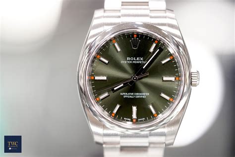 rolex 34mm oyster perpetual green|rolex oyster perpetual 34 price.